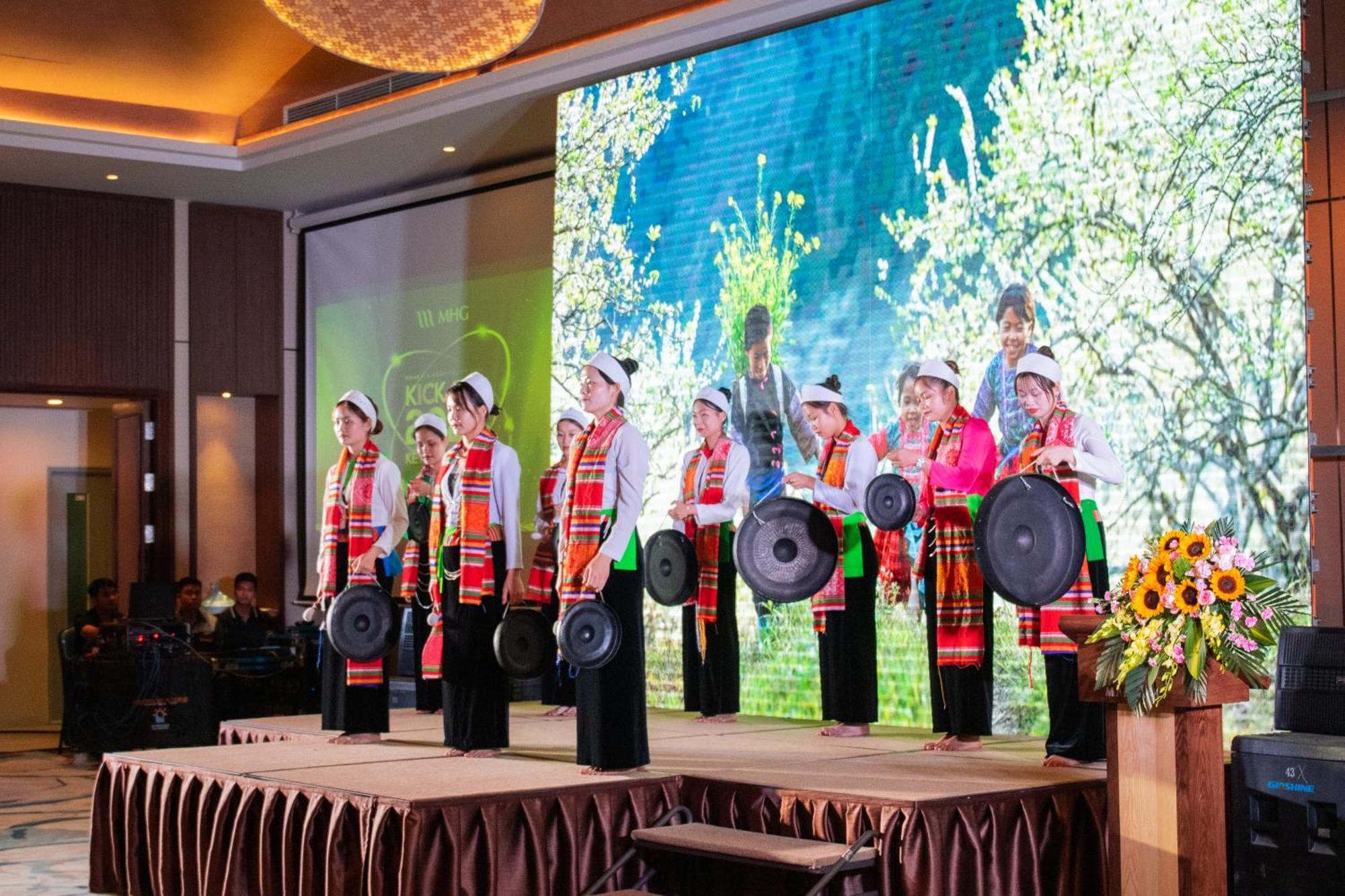 Mandala Retreats Kim Boi Hotell Hòa Bình Exteriör bild